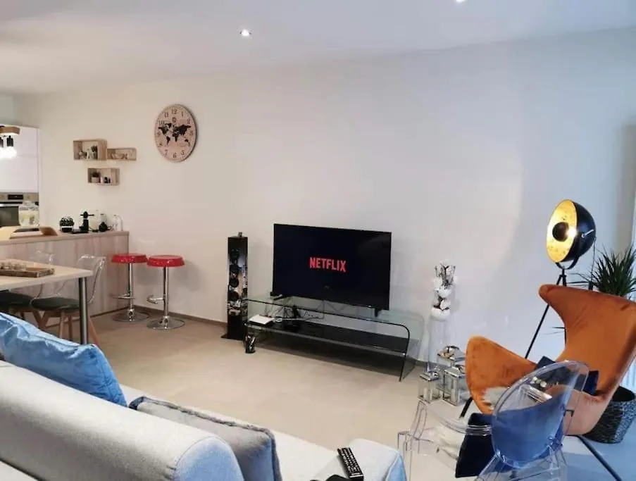 Beautiful 1 Bedroom Flat W Terrace&Parking-75M Luxembourg